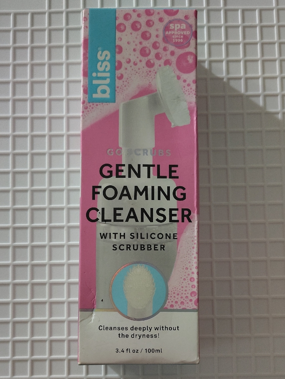 bliss Gentle Foaming Cleanser with Silicone Scrubber